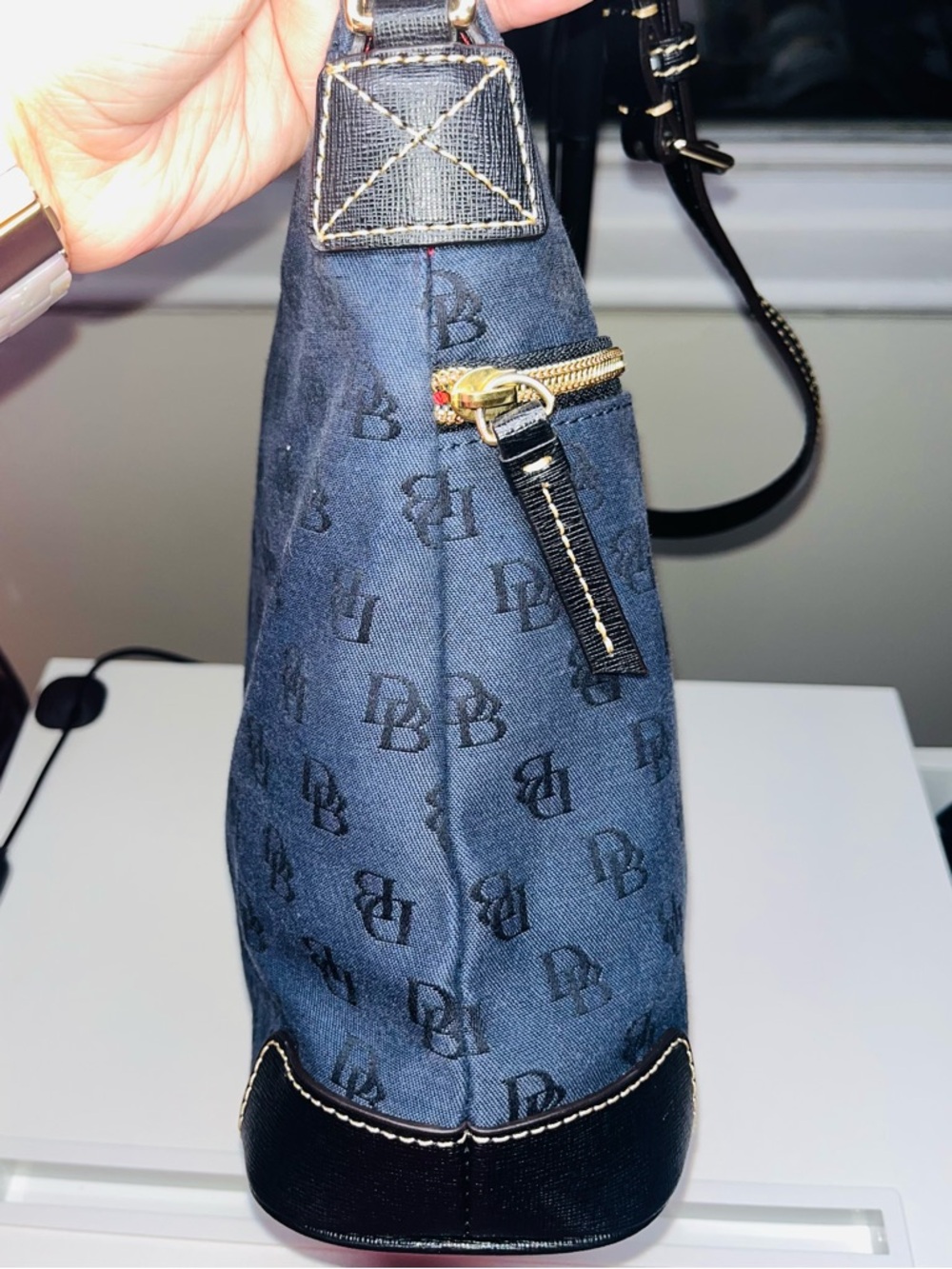 Dooney & Bourke Navy/Black Signature Crossbody Bag - Picture 4 of 12